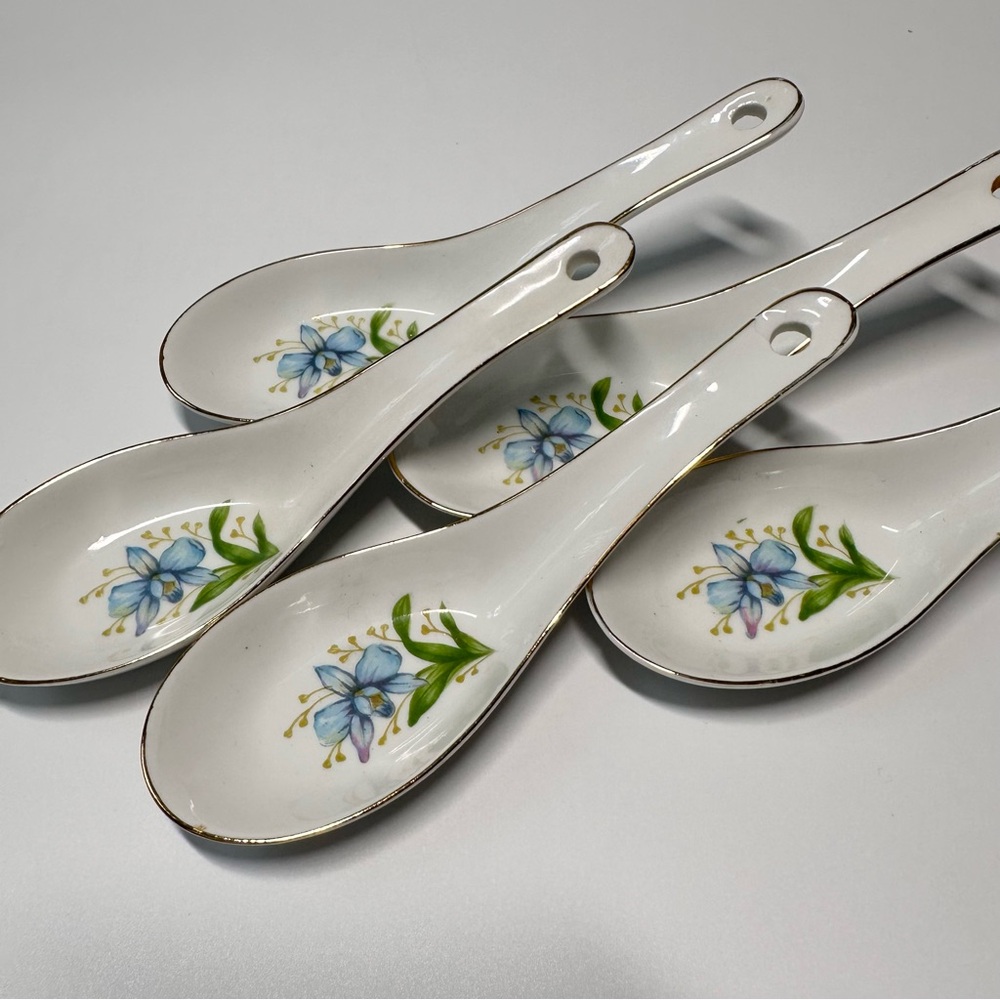 Set of 5 Chinese Soup Spoons White & Blue Flowers w/ Gold Trim, Asian Porcelain